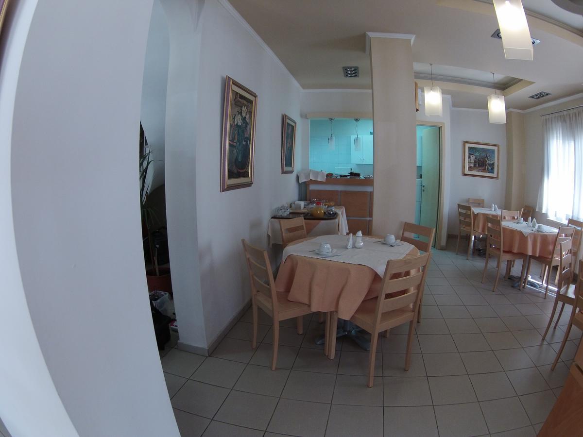 Hotel Orestion Kastoria Esterno foto